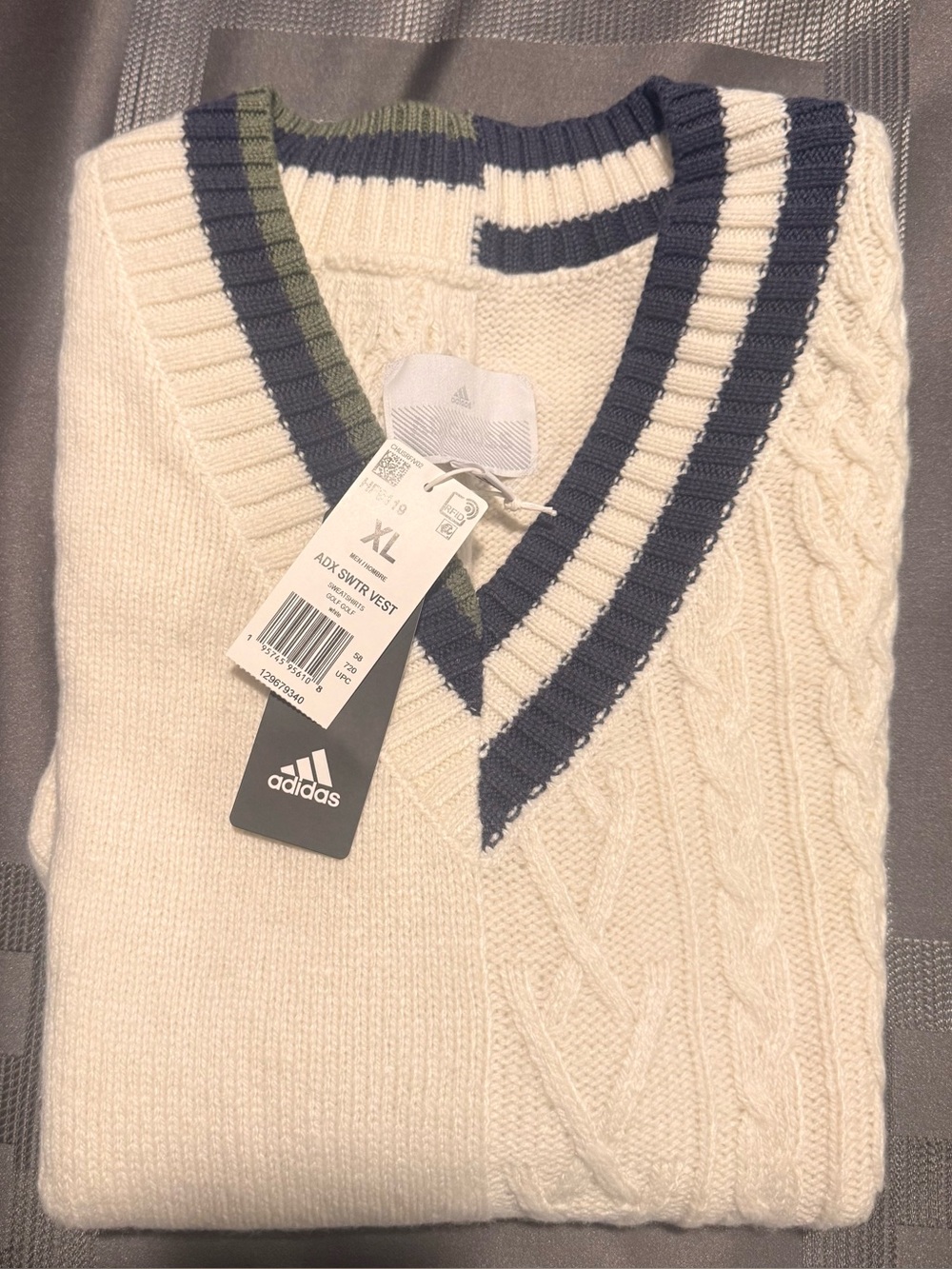 Adidas Adicross sweater vest- Men size XL